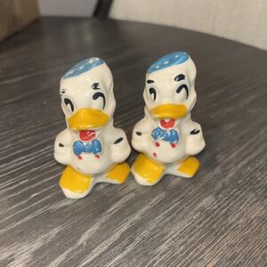 Vintage Disney Salt & Pepper Shaker Set Donald Duck Cold-Paint 1940s Cartoon